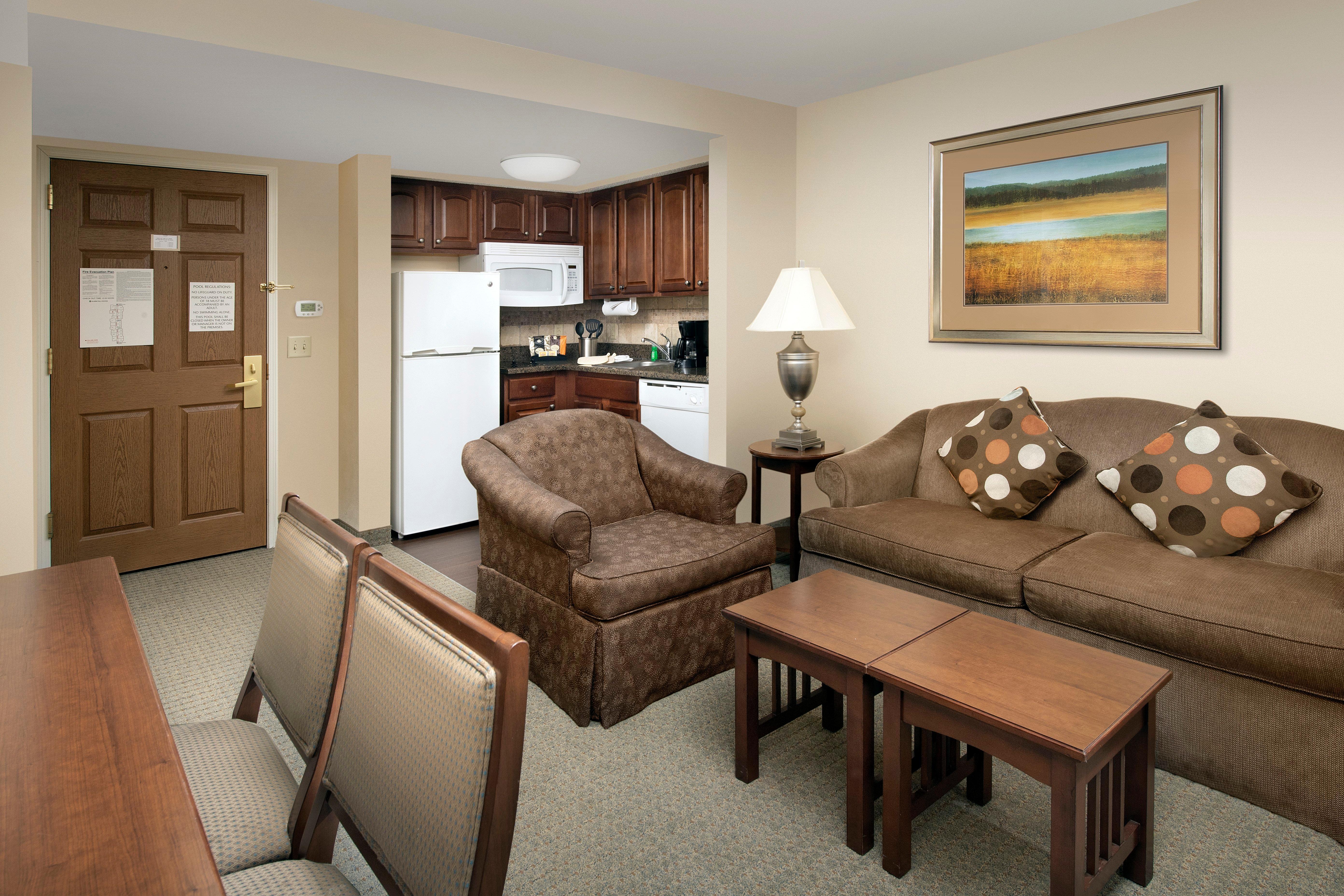 Staybridge Suites North Brunswick, An Ihg Hotel Экстерьер фото