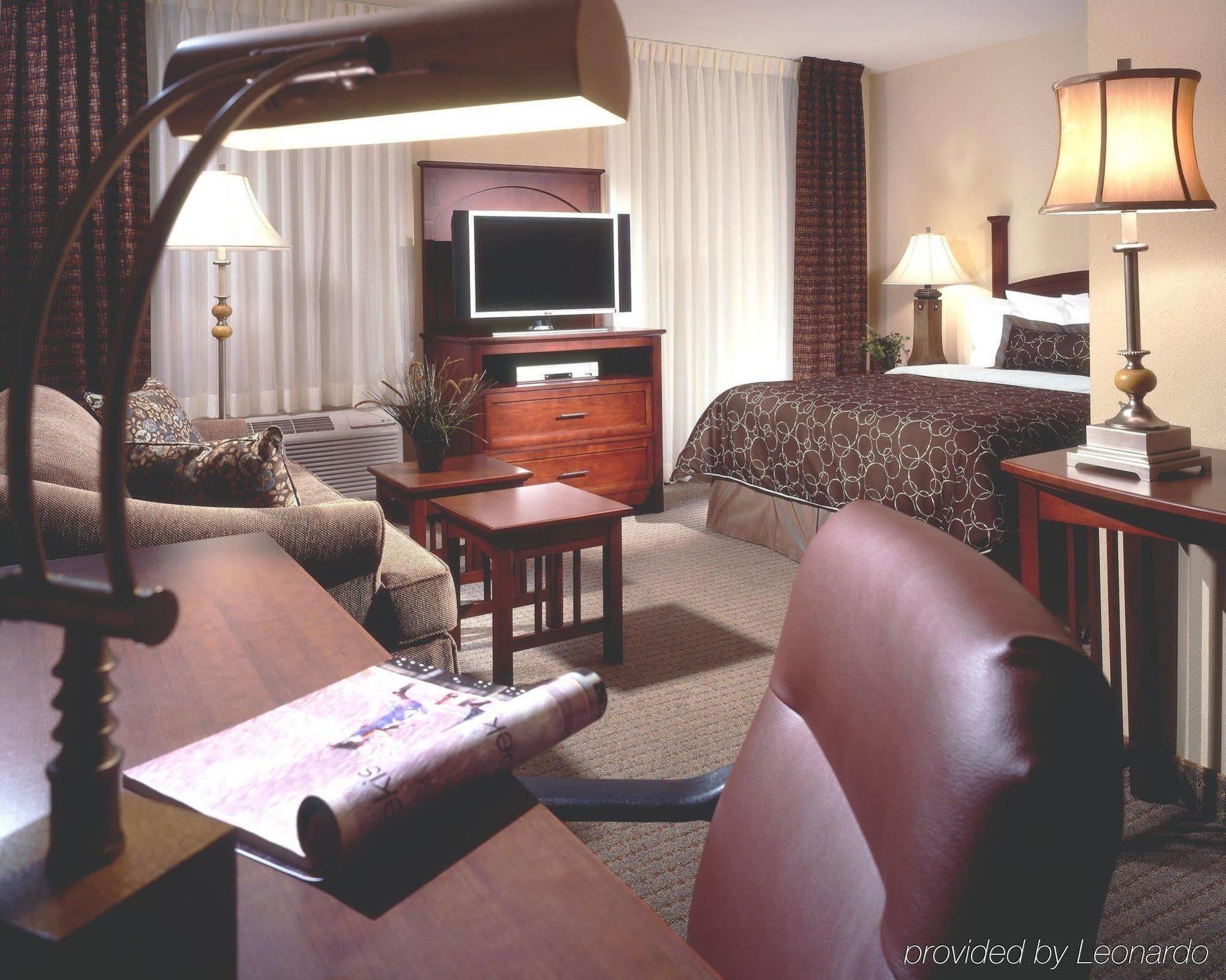 Staybridge Suites North Brunswick, An Ihg Hotel Номер фото